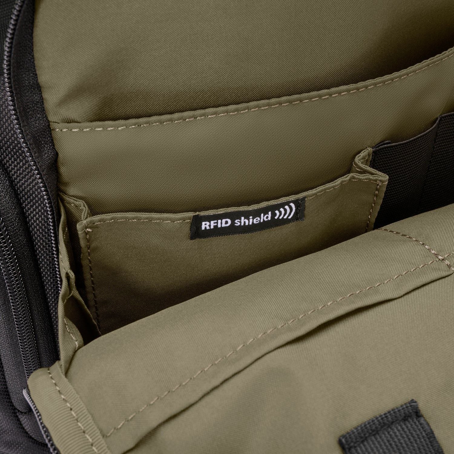 Briggs & Riley HTA Medium Cargo Backpack - Image 27