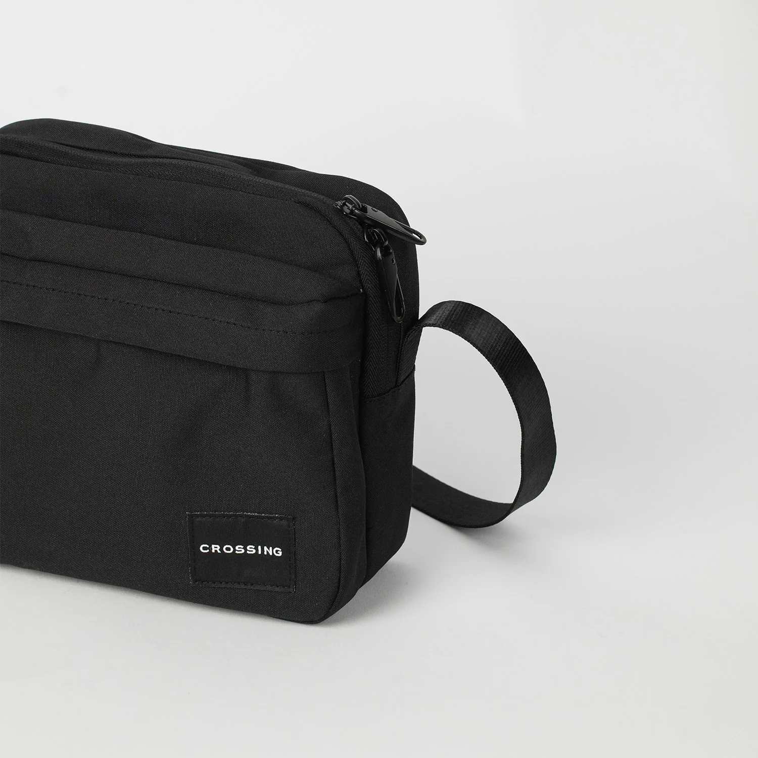 Crossing Jet Set Anti-Theft Multi-Sling with RFID - Image 4