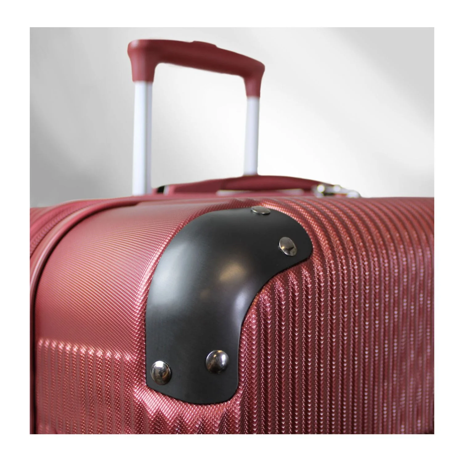 Crossing Pioneer V.2 24" Double Zip Medium Luggage - Image 15