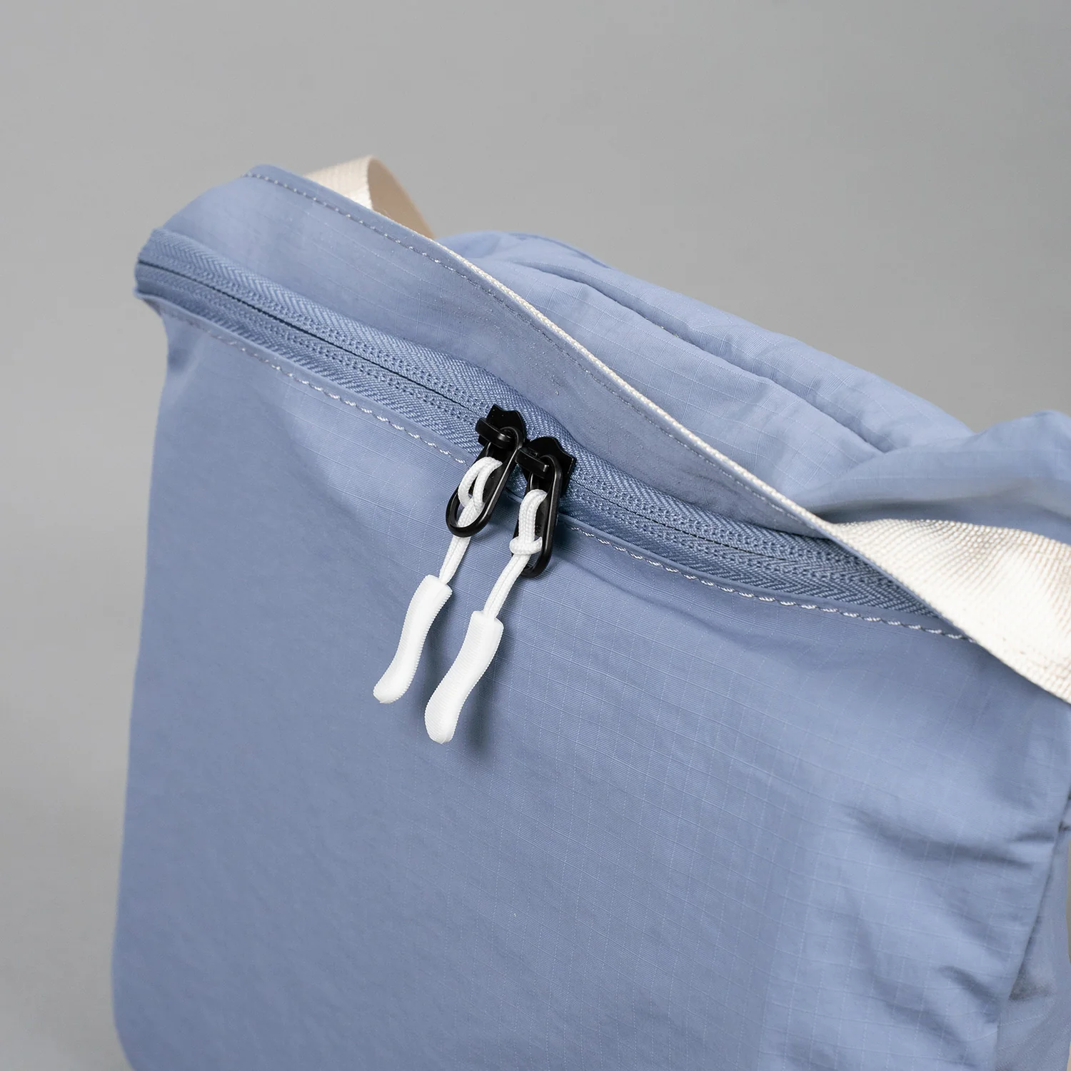 Crossing Remi Crossbody Bag - Image 4