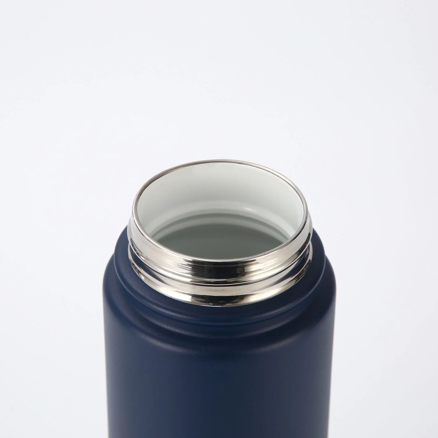 Crossing Urban Ceramic S/S Insulated Screw Cap Sports Bottle With Handle 1000ml - Image 10
