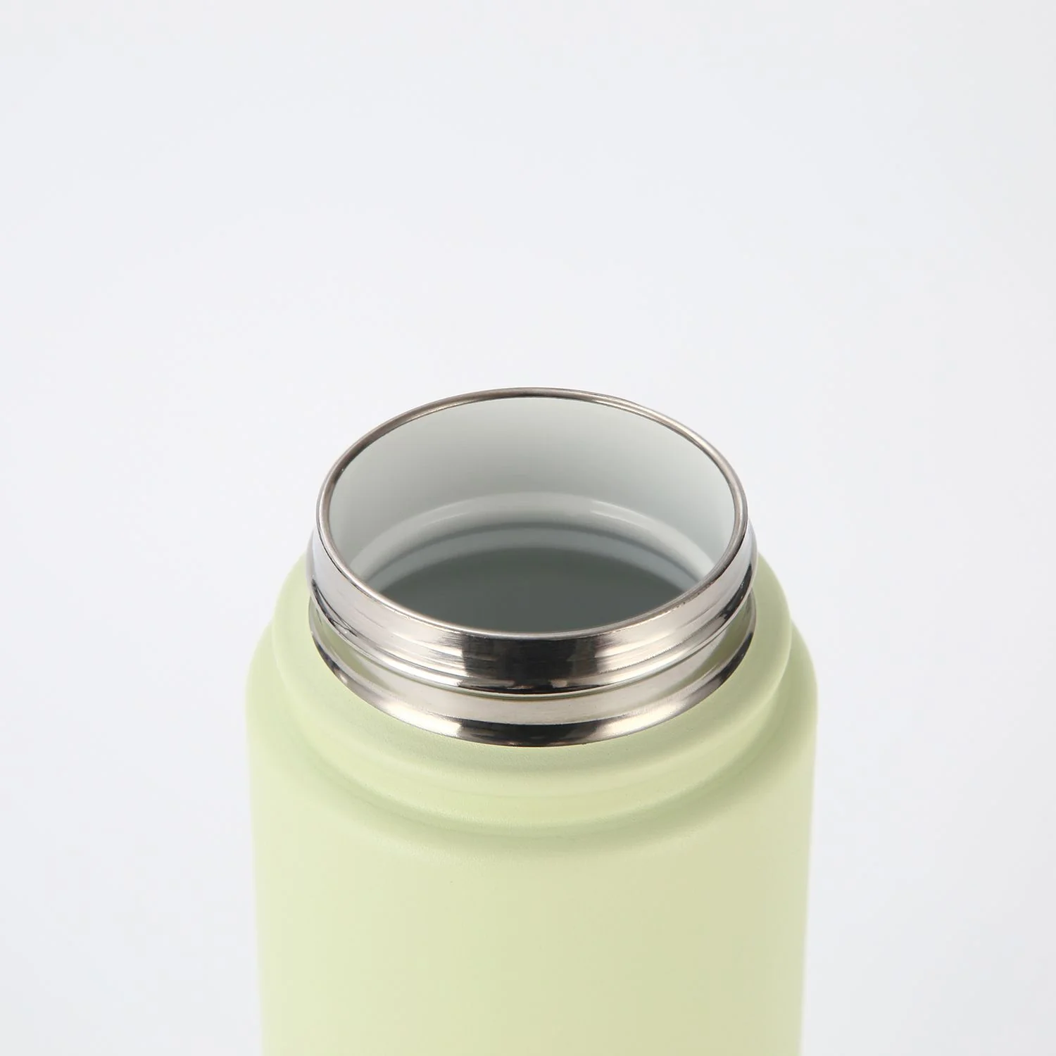 Crossing Urban Ceramic S/S Insulated Screw Cap Sports Bottle With Handle 600ml - Image 50