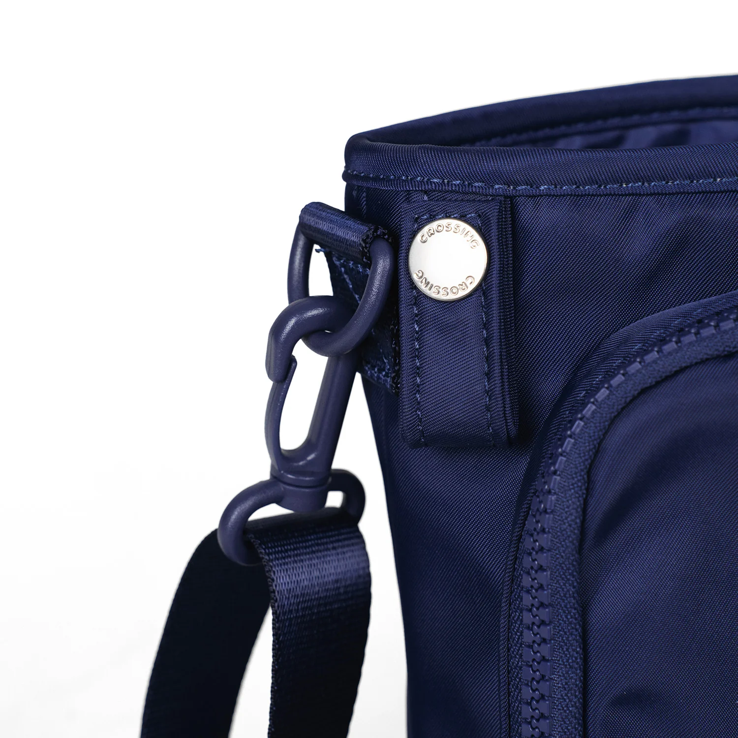 Crossing Water Bottle Crossbody Bag With  Front Pocket 2L - Image 10