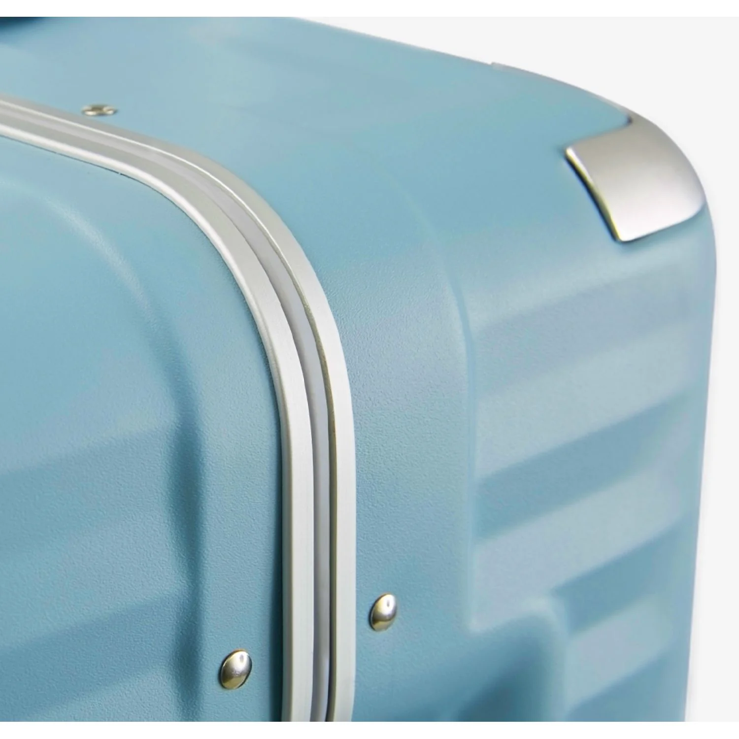 Echolac Celestra Aluminium Frame 20" Carry On Luggage with Silent Spinner Wheels - Image 4