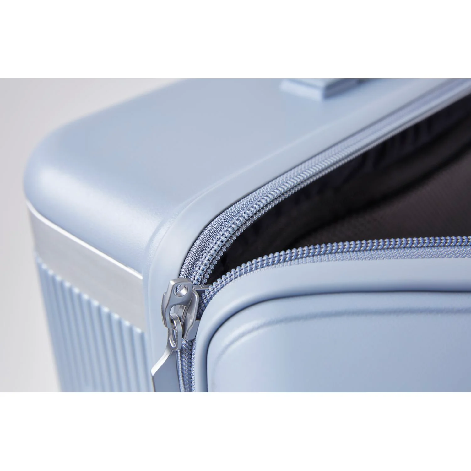 Echolac Dynasty V2 20" Carry On Luggage - Image 7