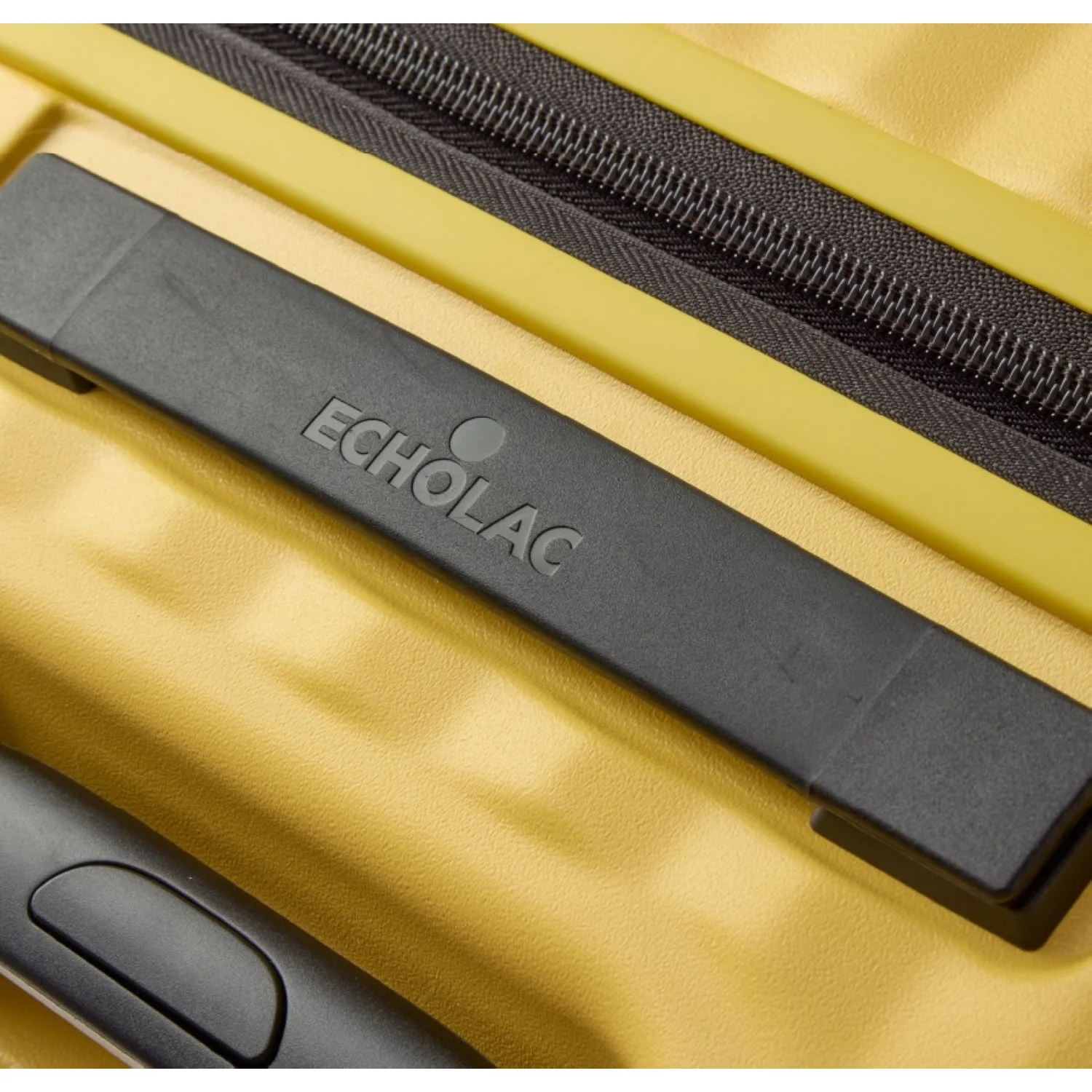 Echolac Oxygen 28" Luggage - Image 5