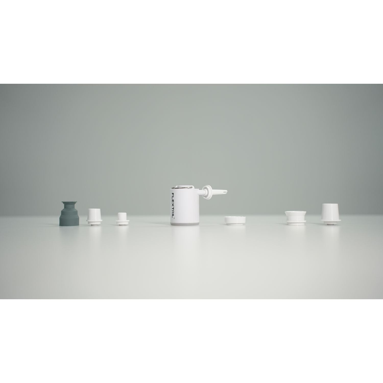 Flextail Bundle Set (Tiny Pump X (White) + 2 Medium Size Vacuum Storage Bag) - Image 5