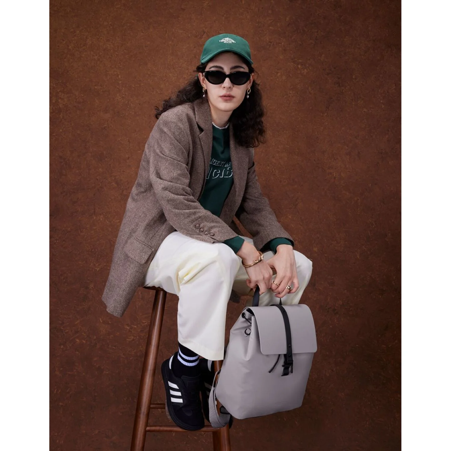 Gaston Luga Dash Bucket Backpack - Image 15