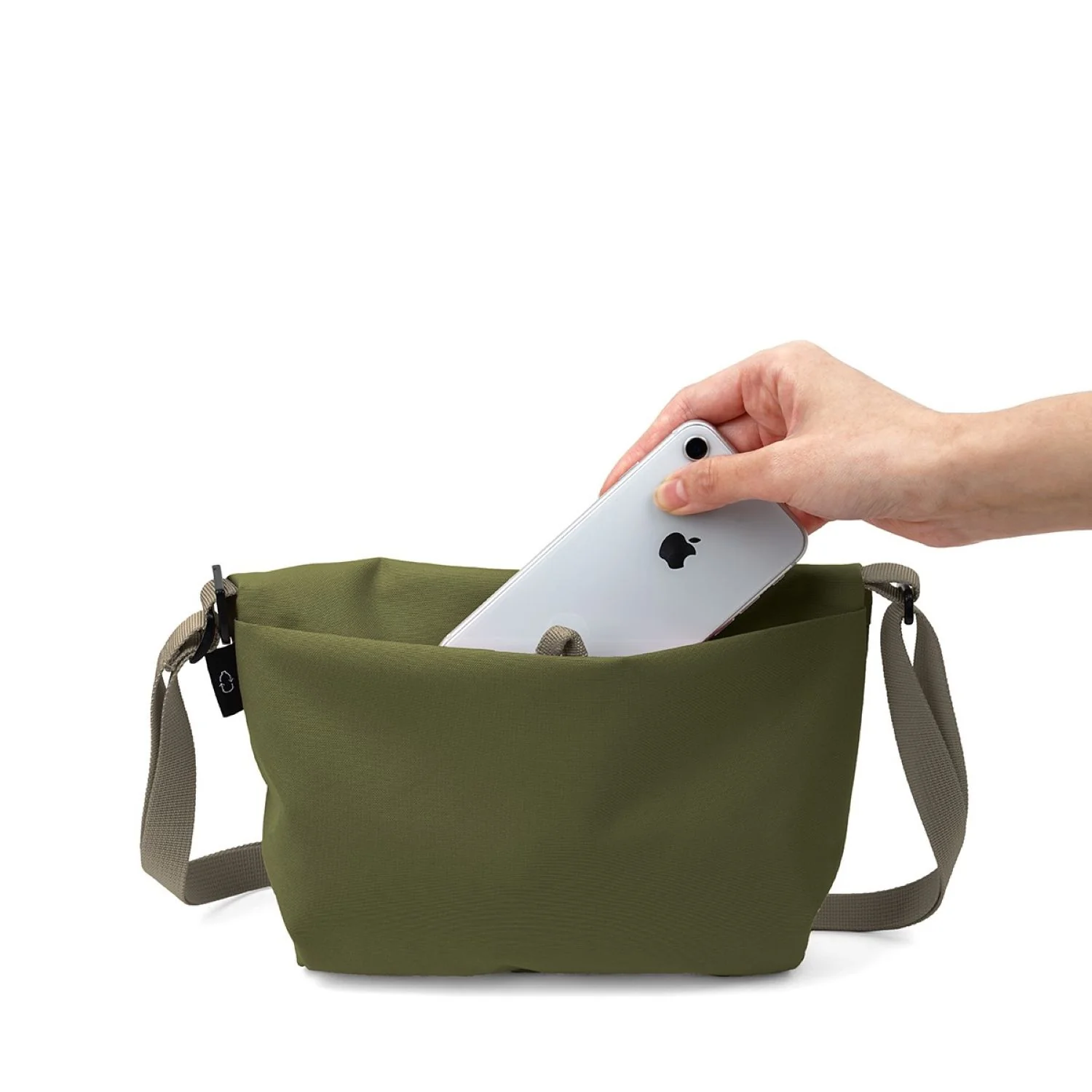 Hellolulu Cana Compact Utility Bag Recycled - Image 34