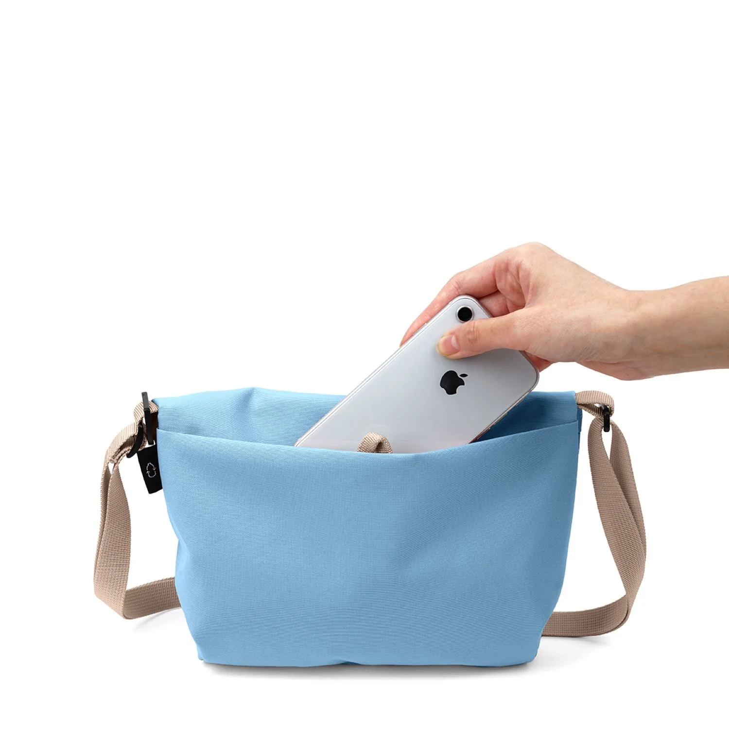 Hellolulu Cana Compact Utility Bag Recycled - Image 70