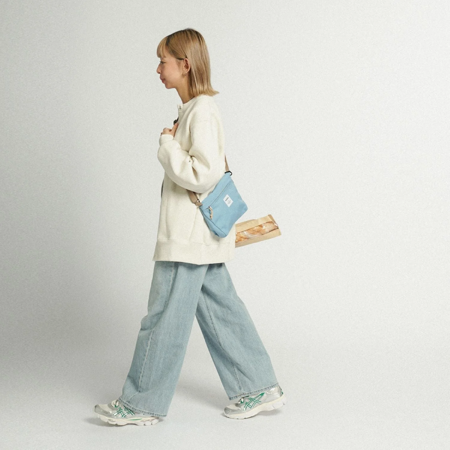 Hellolulu Cana Compact Utility Bag Recycled (SA) - Image 64