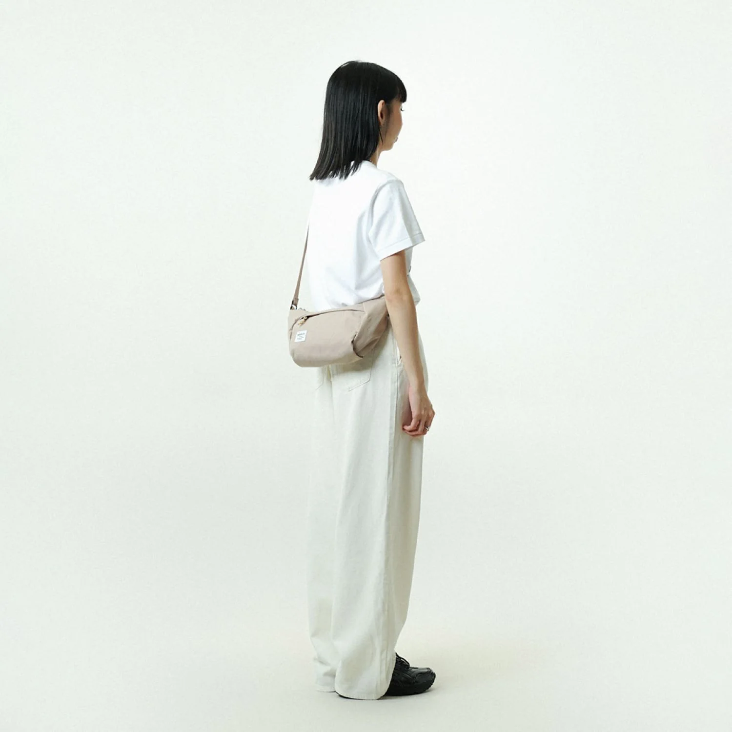 Hellolulu Cora 3-Way Sling Bag - Image 23
