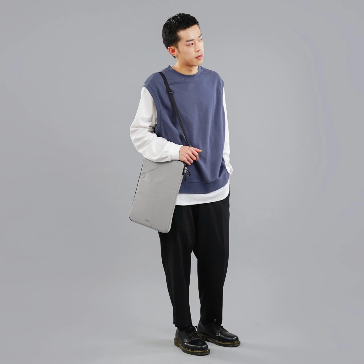 Hellolulu Eilif 3-Way Sleeve Case 16" Recycled - Image 18