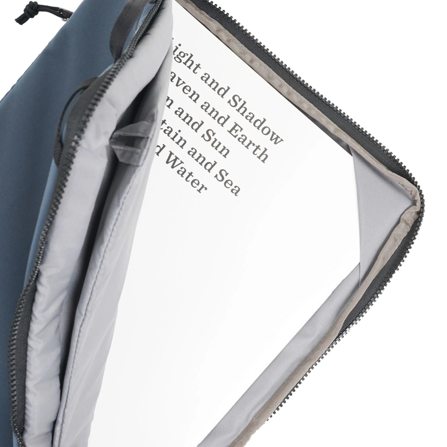 Hellolulu Eilif 3-Way Sleeve Case 16" Recycled - Image 24