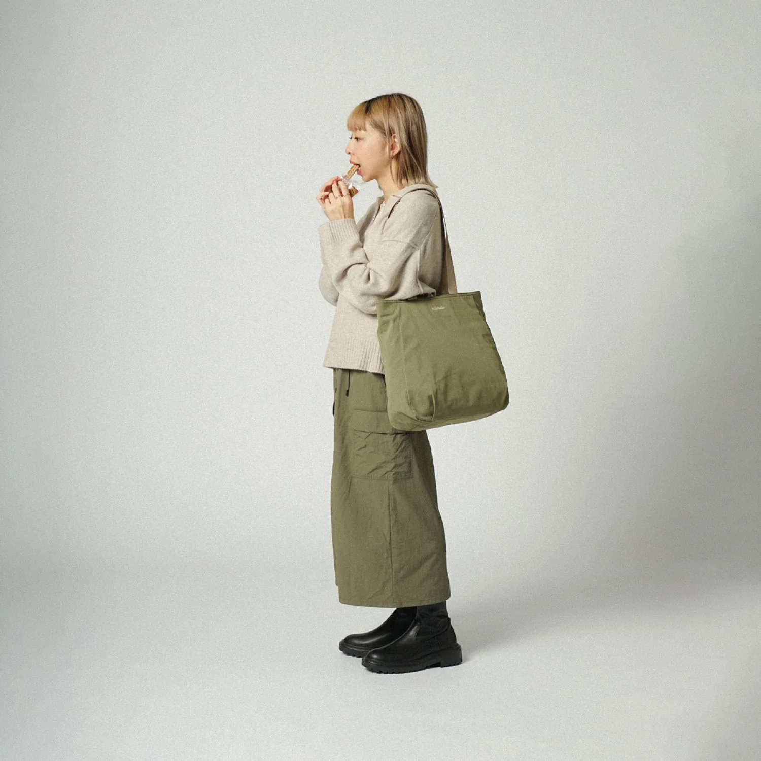 Hellolulu Jonna Double Sided Versatile Tote Recycled - Image 15