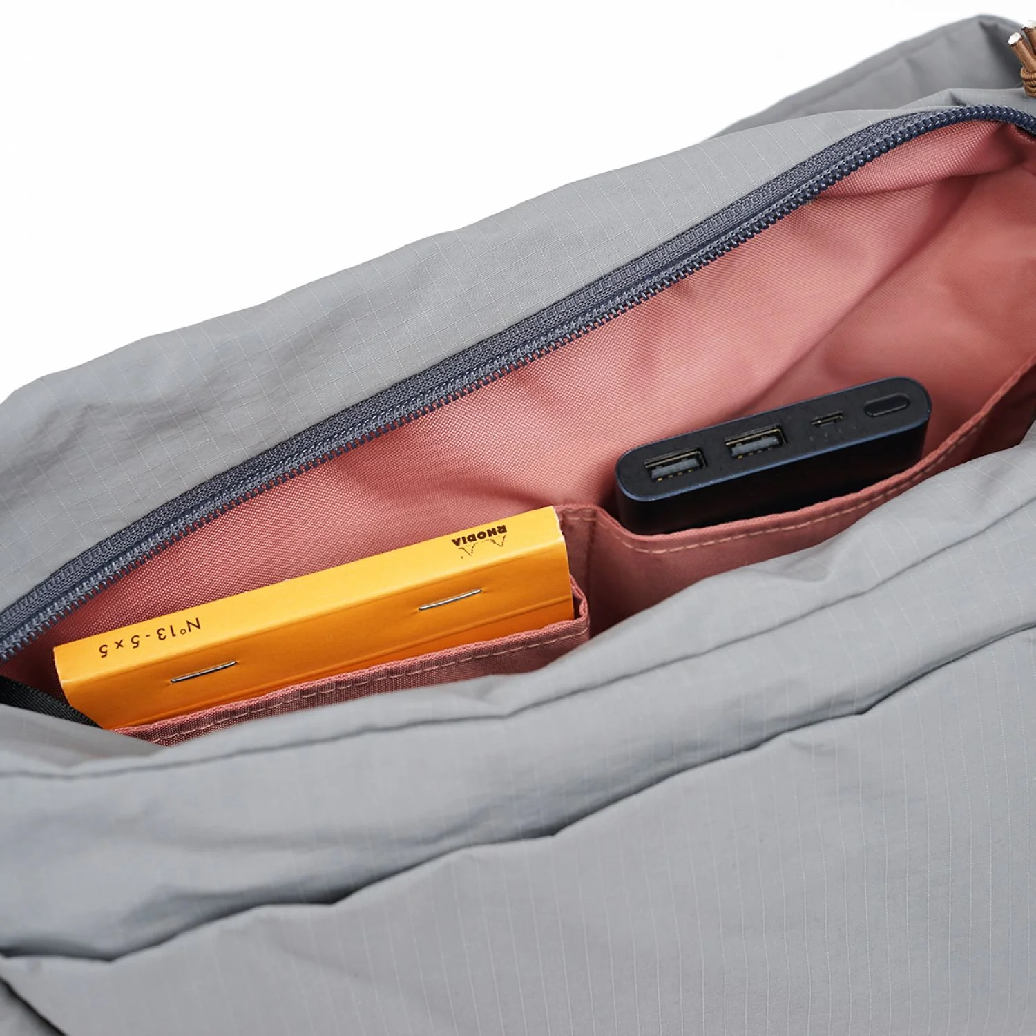 Hellolulu Miles Shoulder Bag (M) - Image 27