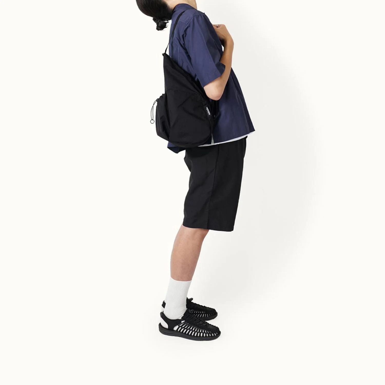 Hellolulu Remi Anywhere Sling Bag - Image 10