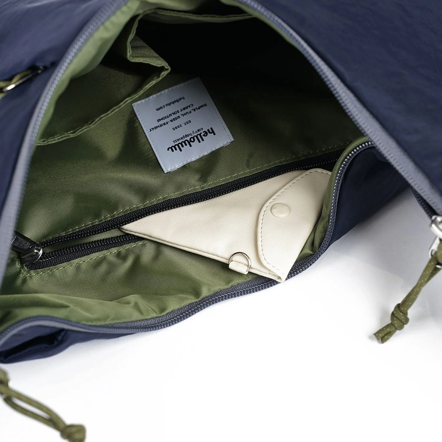 Hellolulu Zion Expandable Hobo Bag (SA) - Image 5