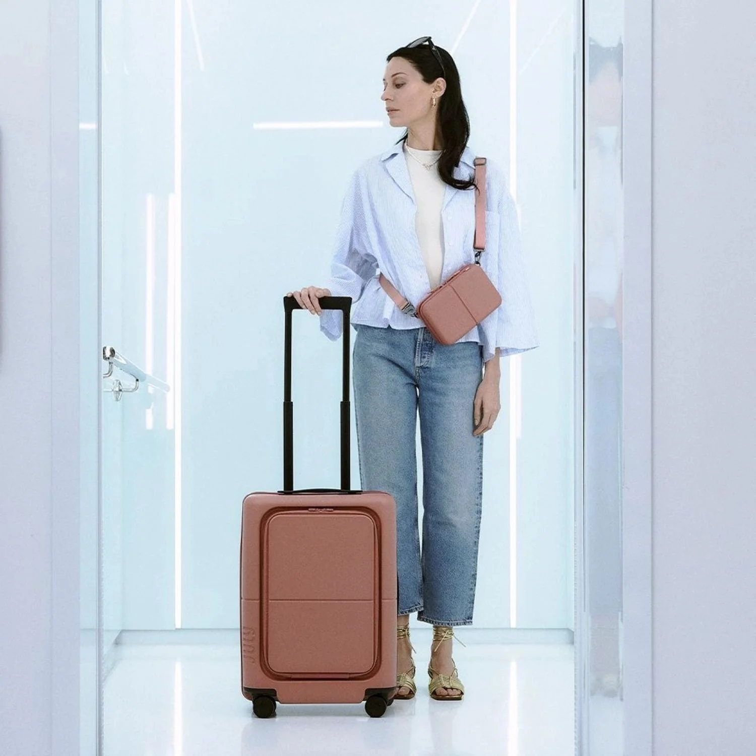 July Carry On Pro (Hard) Polycarbonate 20" Luggage With Front Access Opening (SA) - Image 16