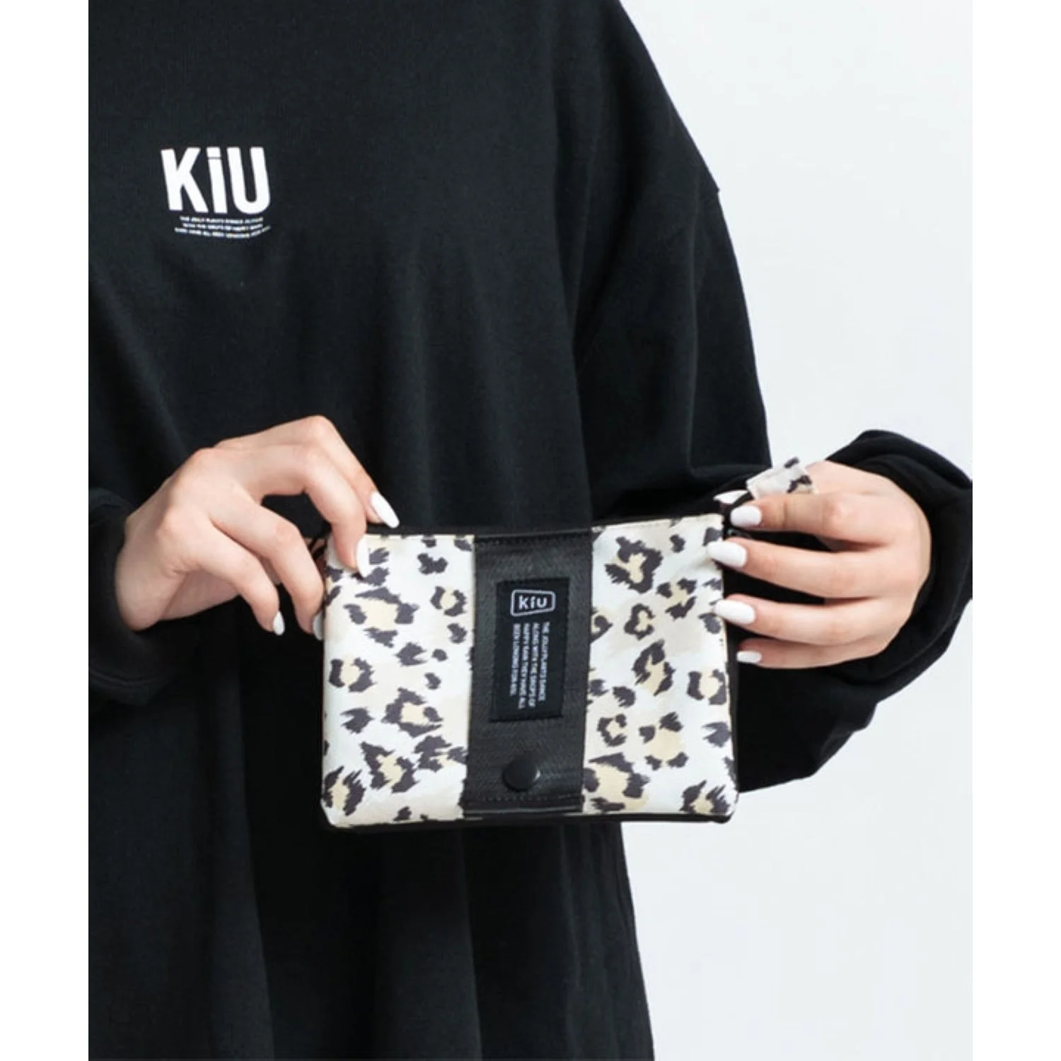 KiU Etiquette Water Repellent Pouch - Image 21