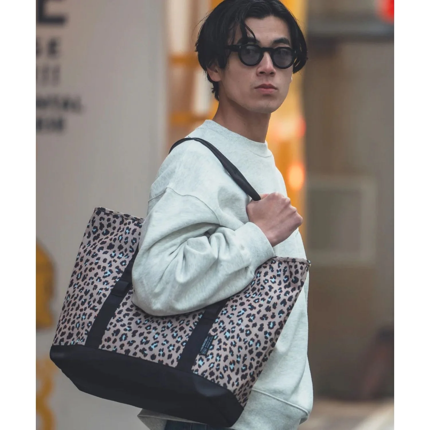 KiU Water Repellent 600D Tote Bag - Image 4