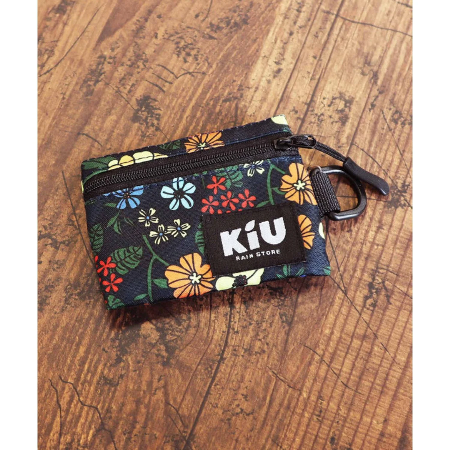 KiU Water Repellent Multi Case - Image 28