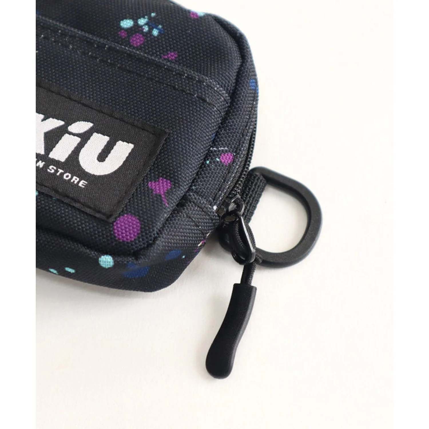 KiU Water Repellent Pouch Medium - Image 40