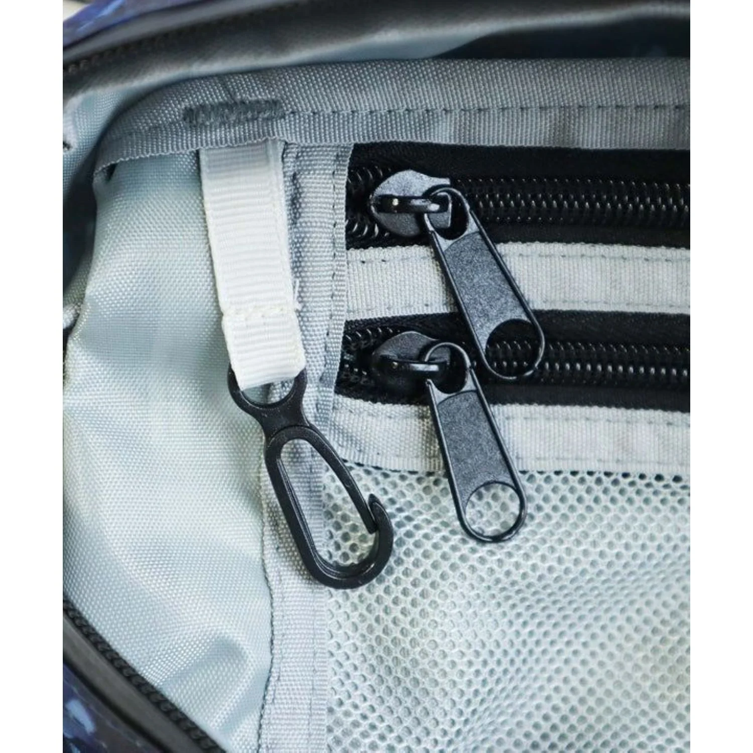 KiU Waterproof Body Bag - Image 12