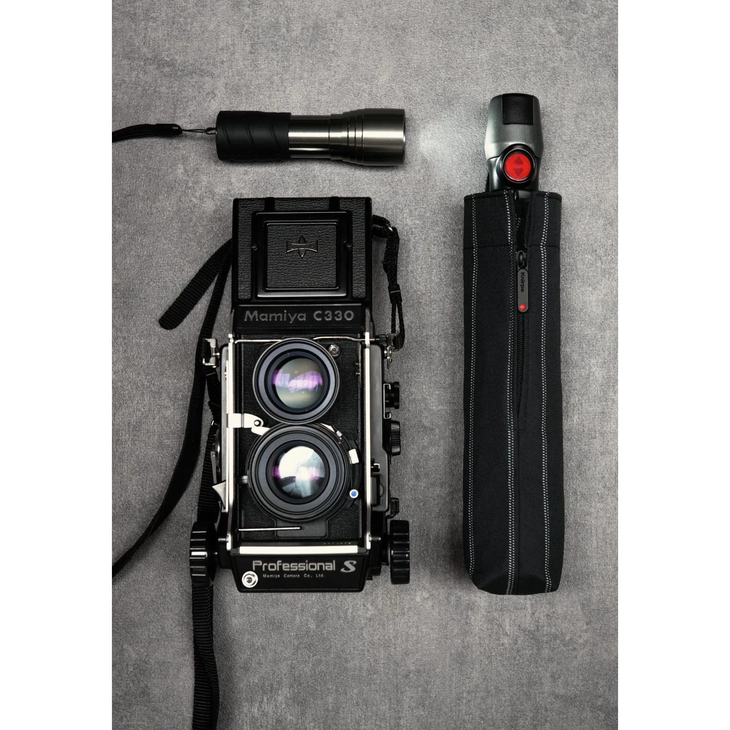Knirps T.200 Medium Duomatic Umbrella - Image 19