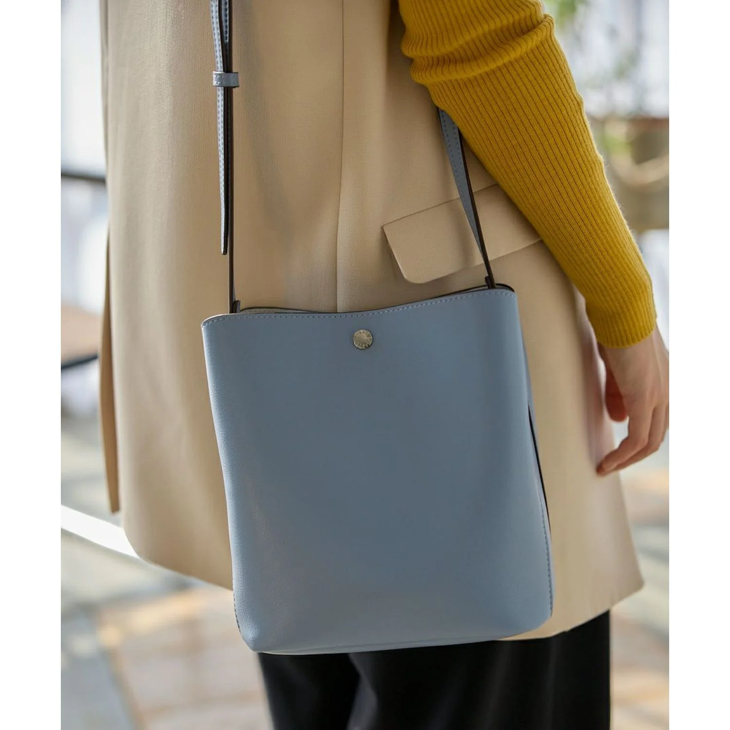 Legato Largo Light Weight Series Vertical Shoulder Bag - Image 37