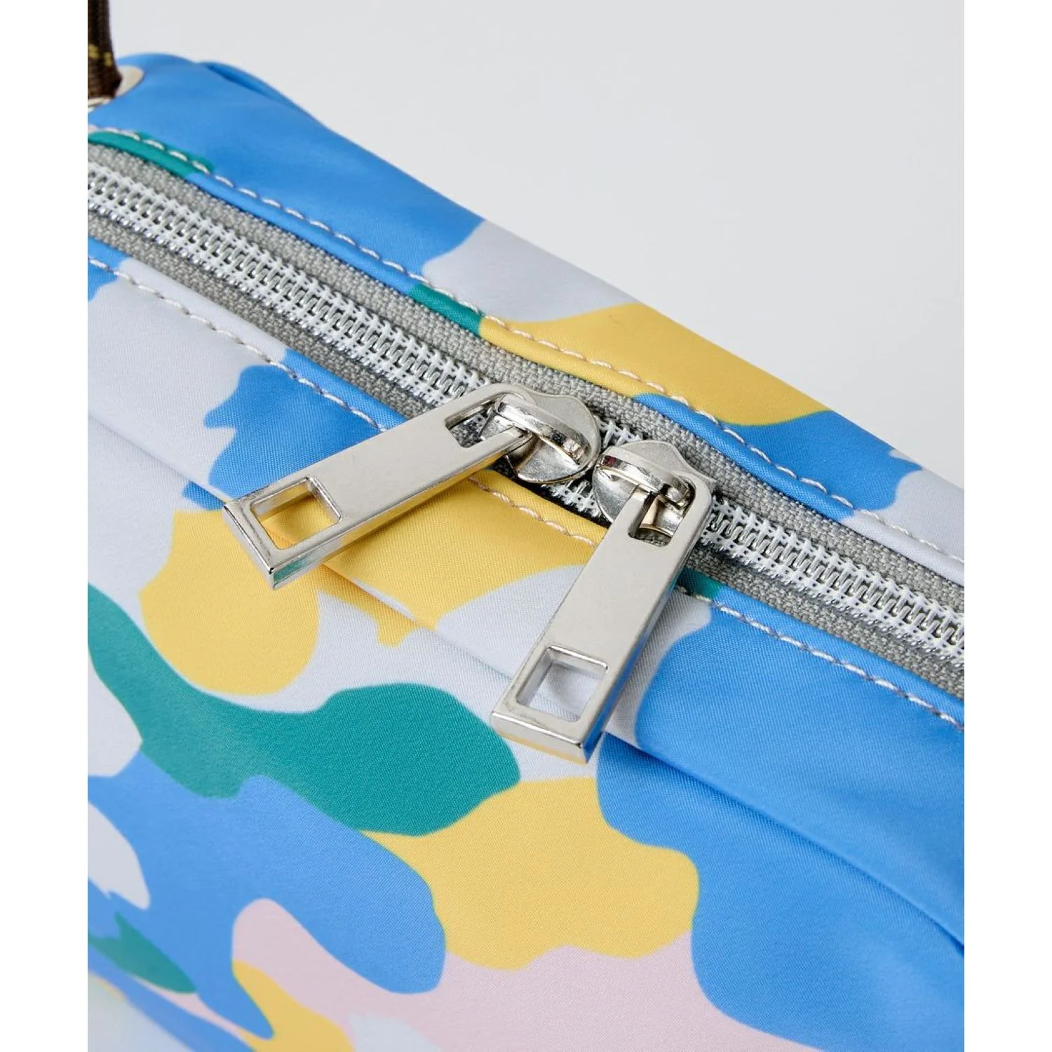 Legato Largo x Papier Tigre Pouch Mini Shoulder Bag - Image 7