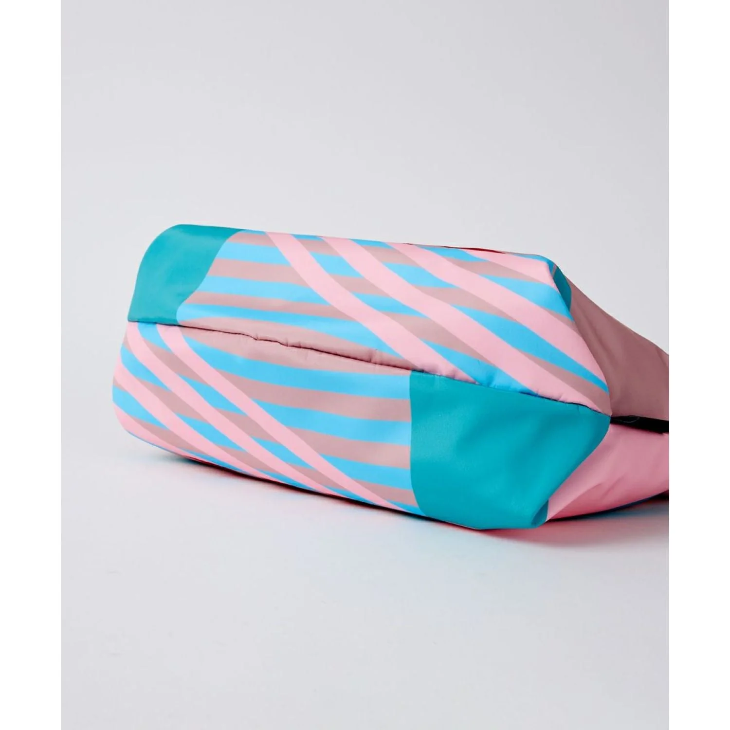 Legato Largo x Papier Tigre Shoulder Bag (SA) - Image 10