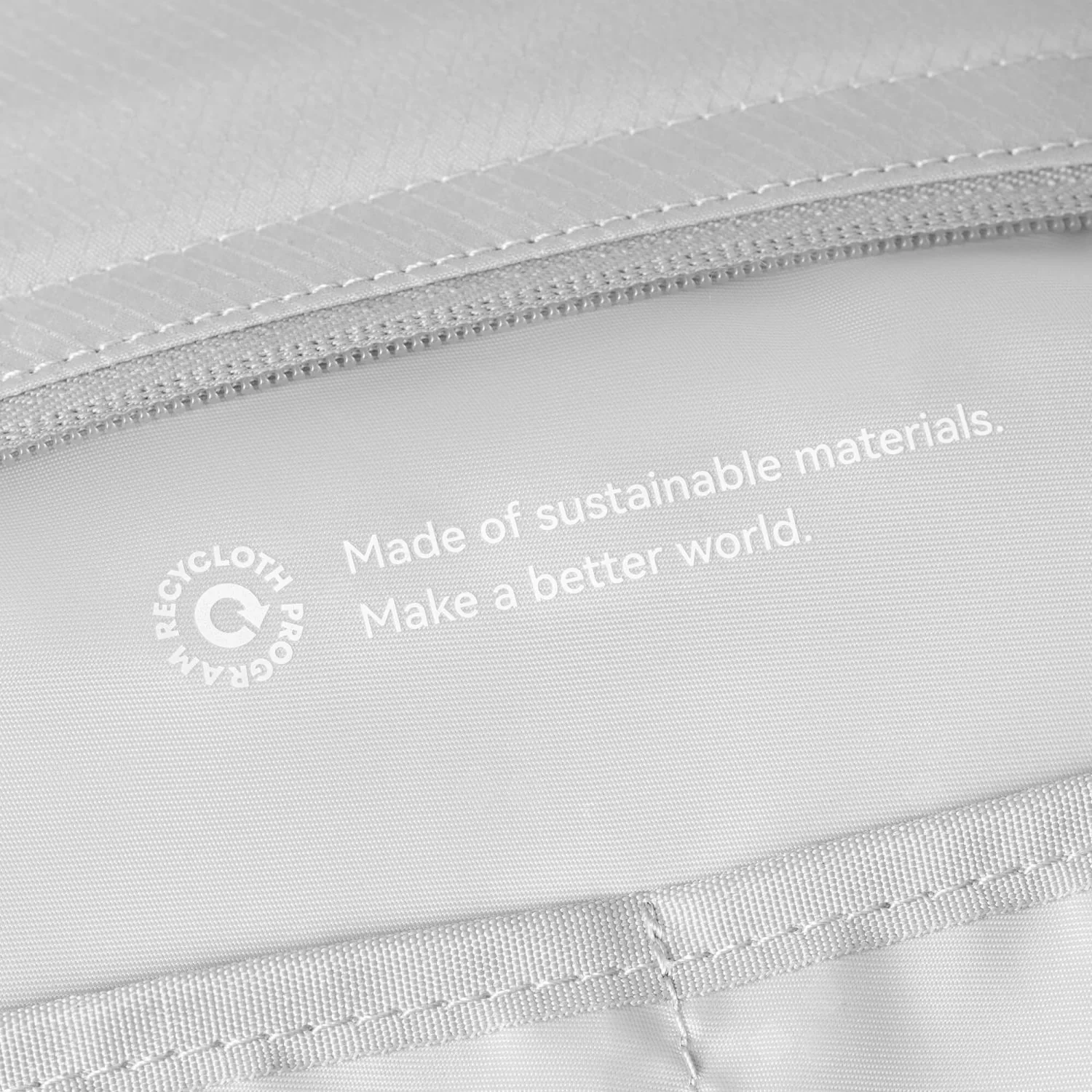 MAH Airy Tote Bag - Image 5