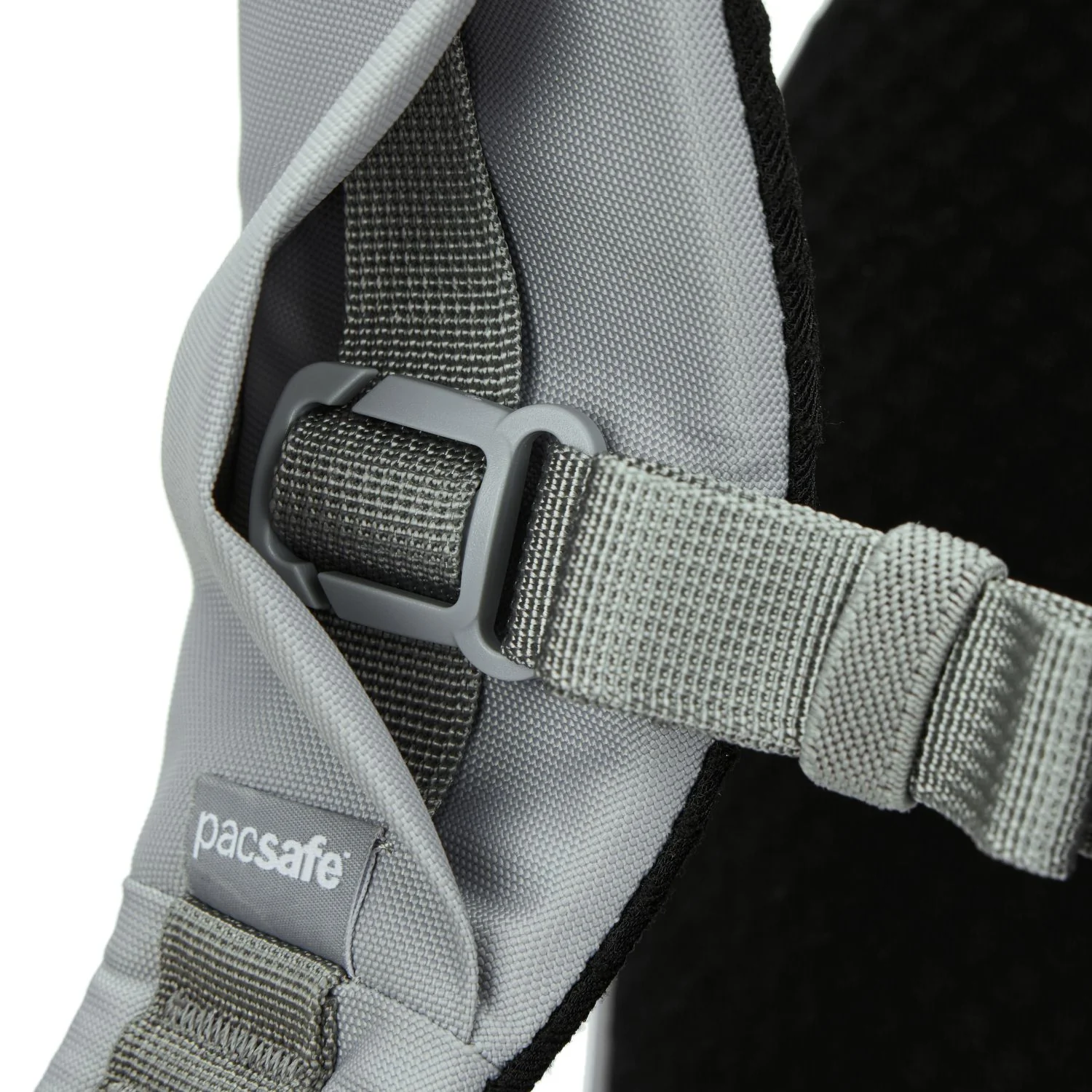 Pacsafe Anti-Theft V 26L Tour Backpack - Image 47