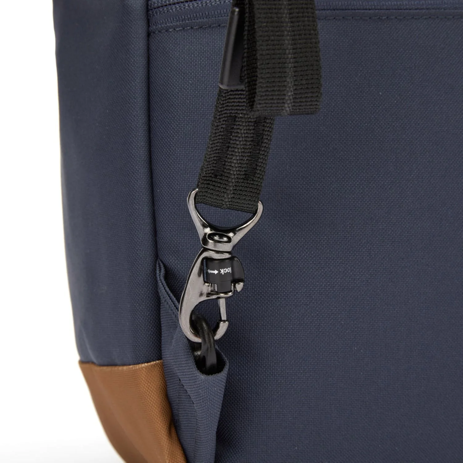 Pacsafe Go 25L Anti-Theft Backpack - Image 21