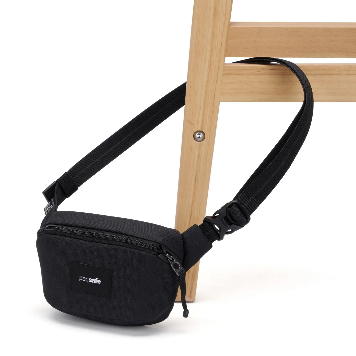 Pacsafe Go Anti-theft Mirco Sling - Image 5