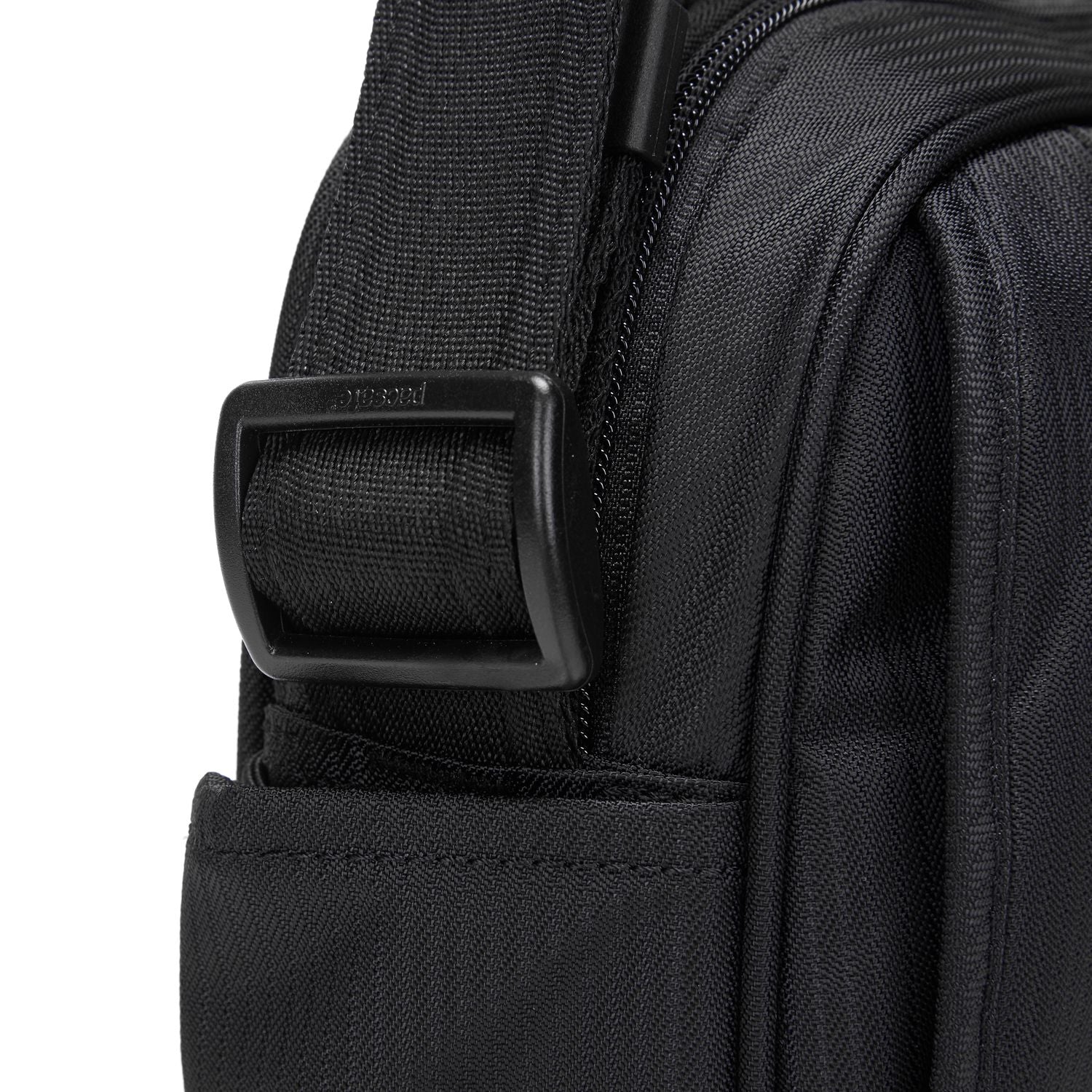 Pacsafe Metrosafe LS200 Anti-Theft Crossbody - Image 4