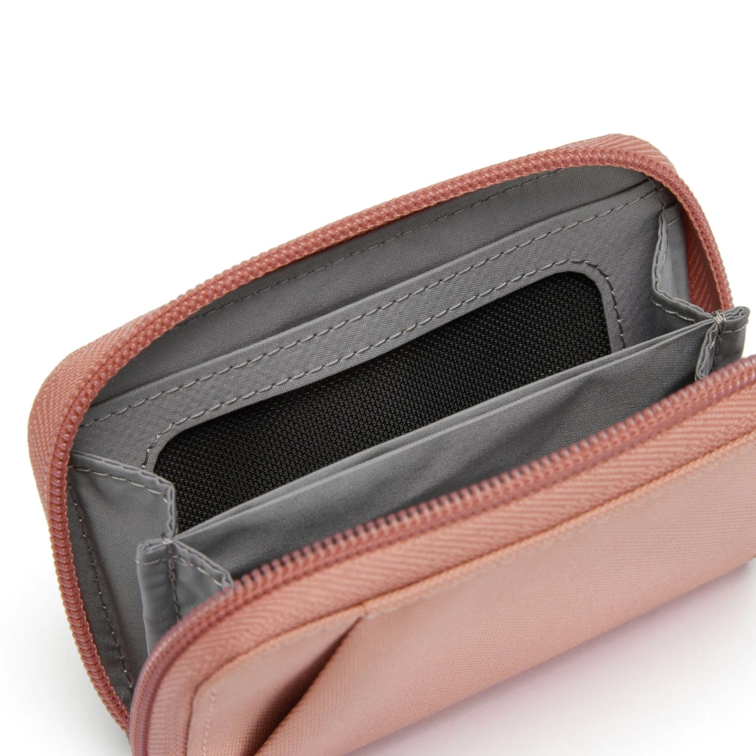 Pacsafe RFIDsafe Card Wallet - Image 55