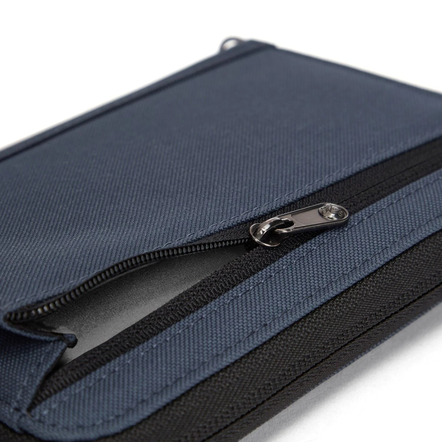 Pacsafe RFIDsafe RFID Blocking Compact Travel Organizer - Image 16