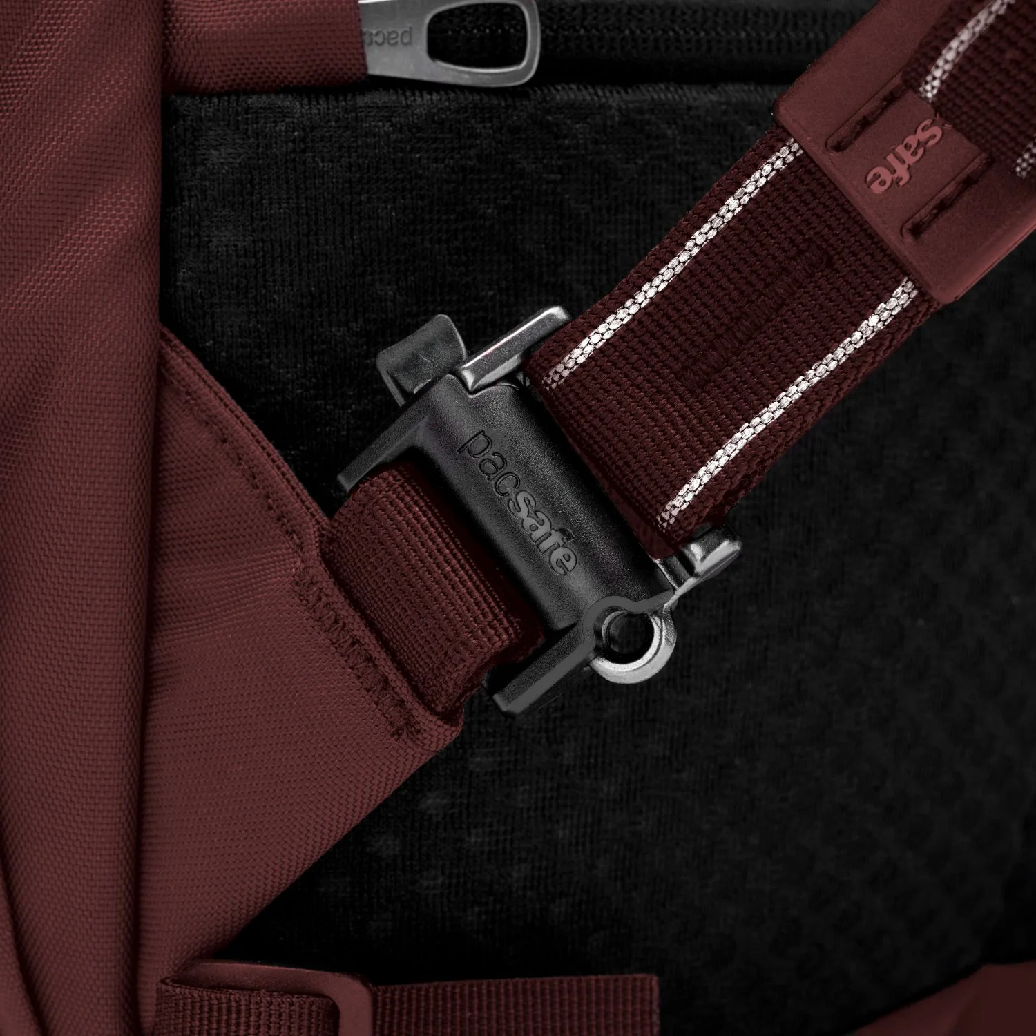 Pacsafe V Anti-Theft 16L All-Around Backpack - Image 40
