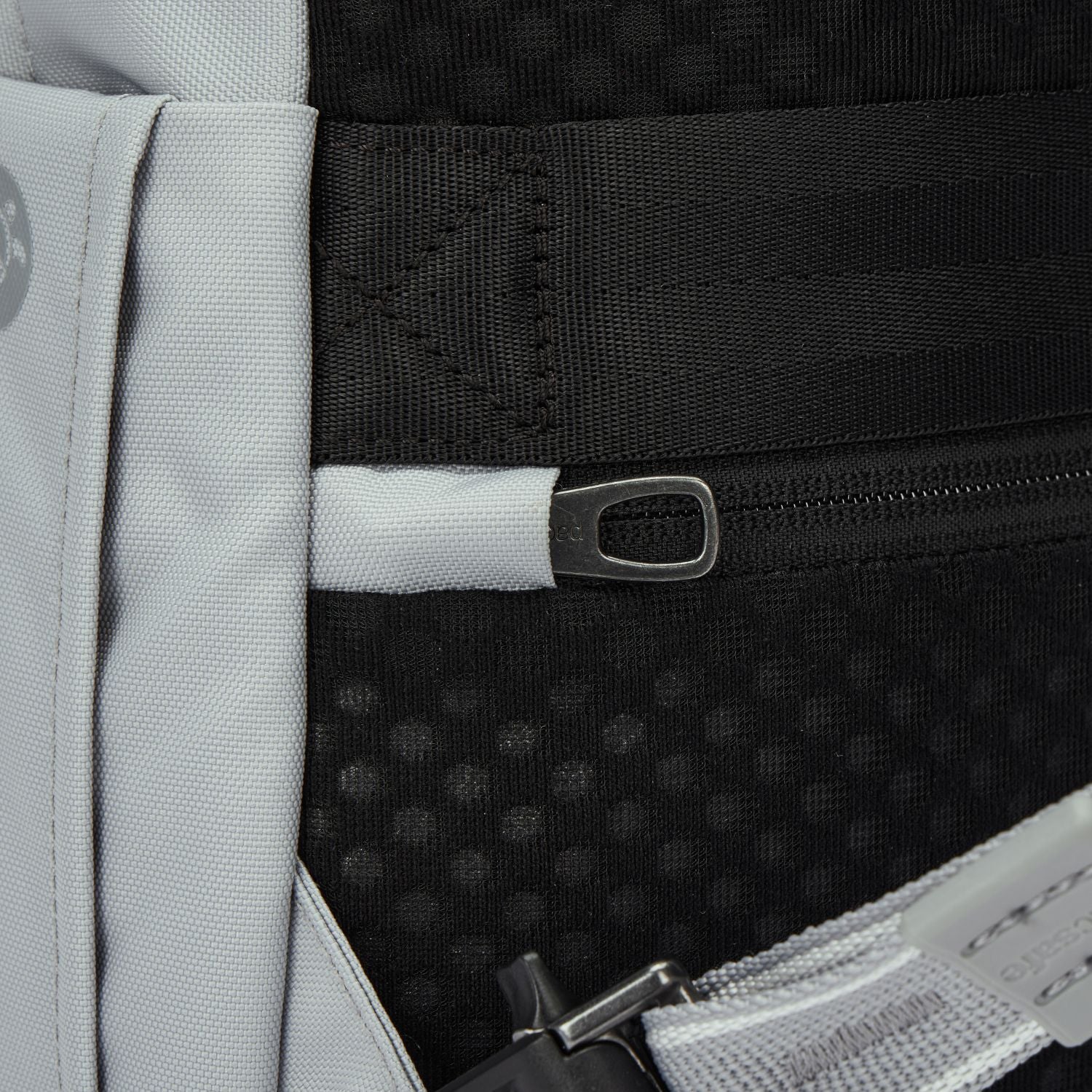 Pacsafe V Anti-Theft 16L All-Around Backpack - Image 51