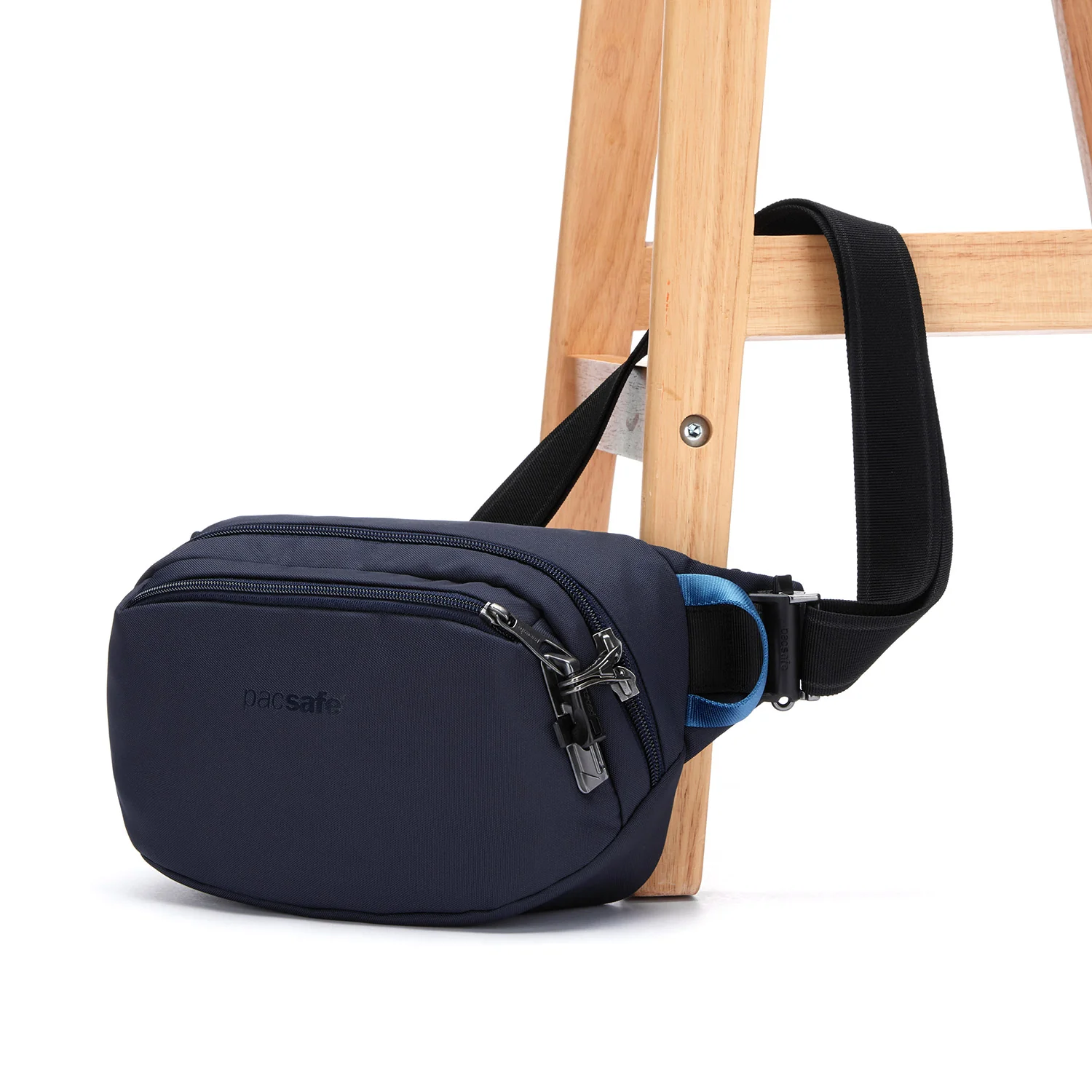 Pacsafe Vibe 100 Anti-Theft Hip Pack - Image 32