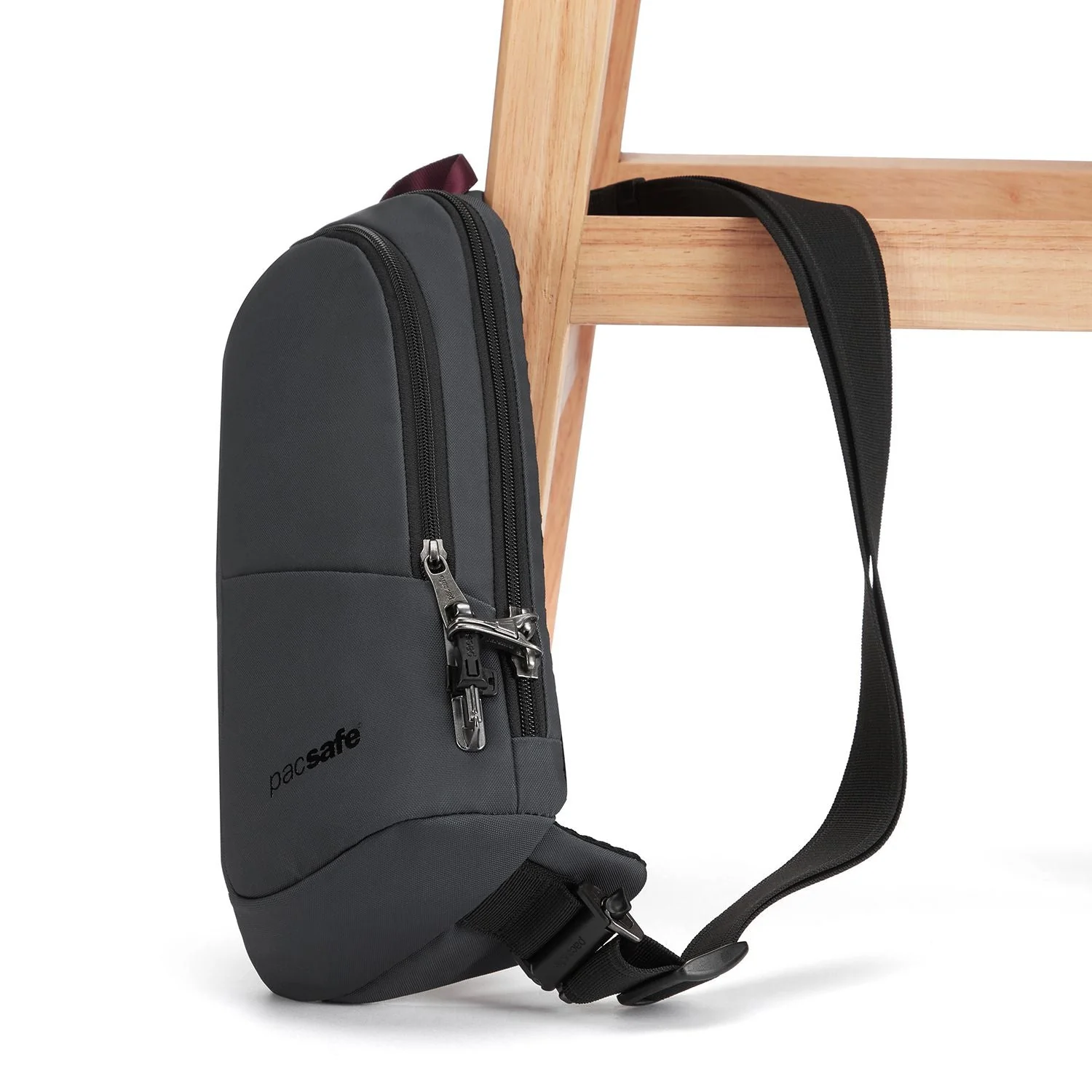 Pacsafe Vibe 150 Anti-Theft Sling Pack (SA) - Image 16