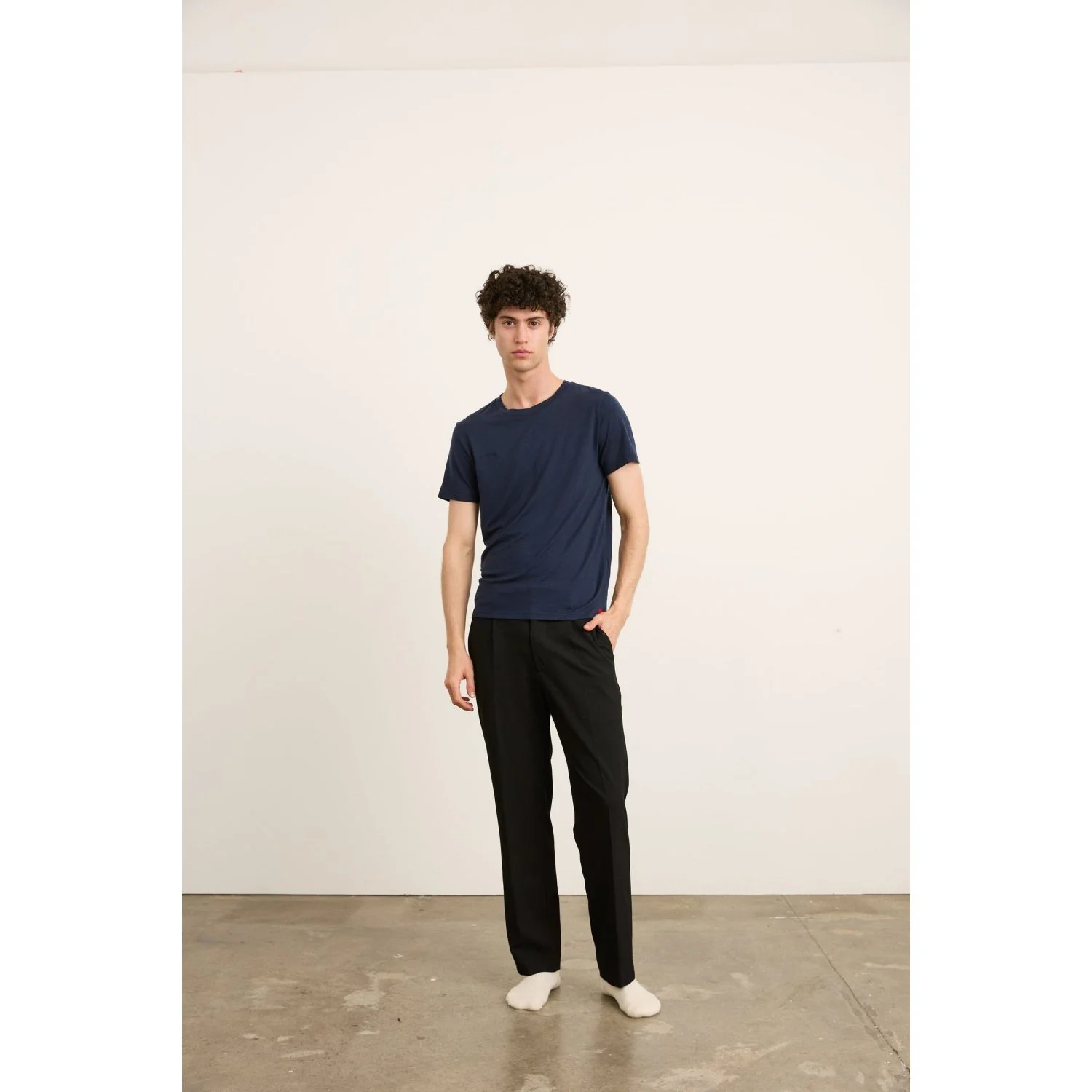 Paire Merino Wool-Blend T-Shirt Unisex (Navy) - Image 3