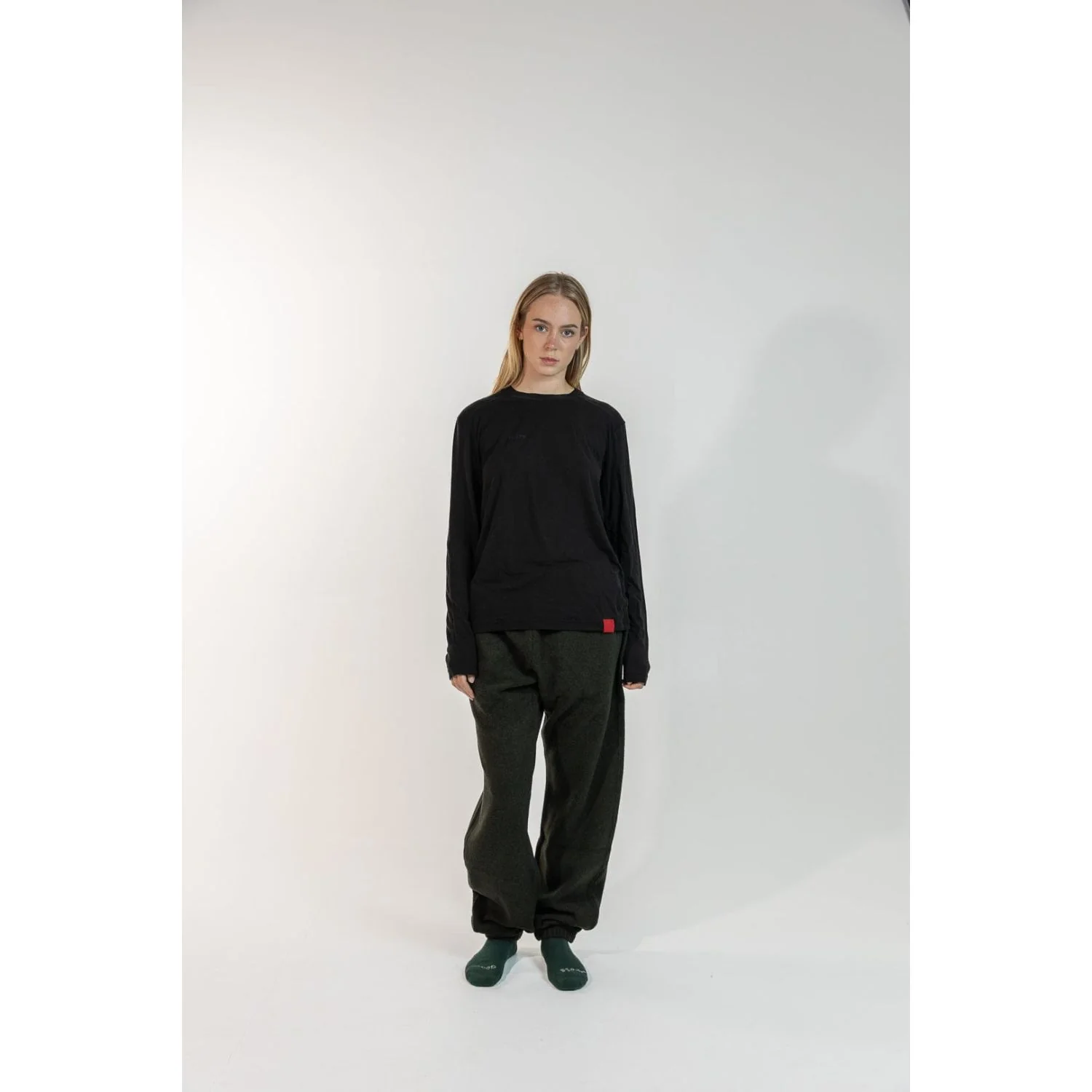 Paire Merino Wool-Blend Unisex Long Sleeve T-Shirt (Navy) - Image 6