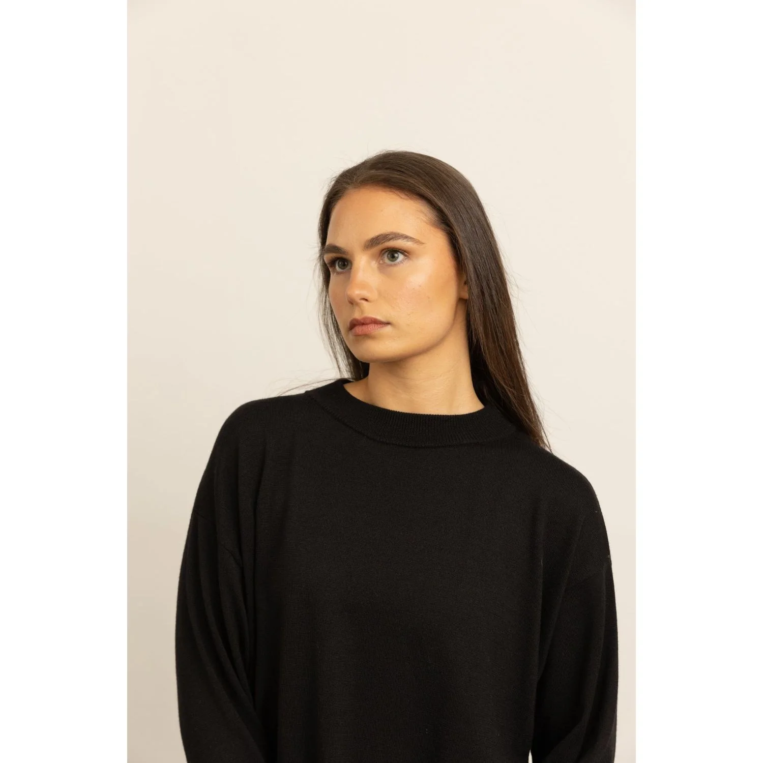 Paire Silknit Unisex Relaxed Crewneck Sweater (Black) - Image 5