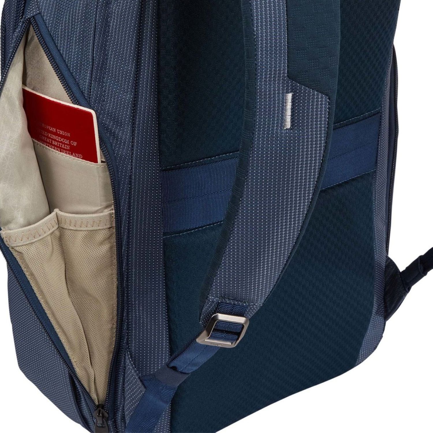 Thule Crossover 2 Backpack 30L (SA) - Image 5