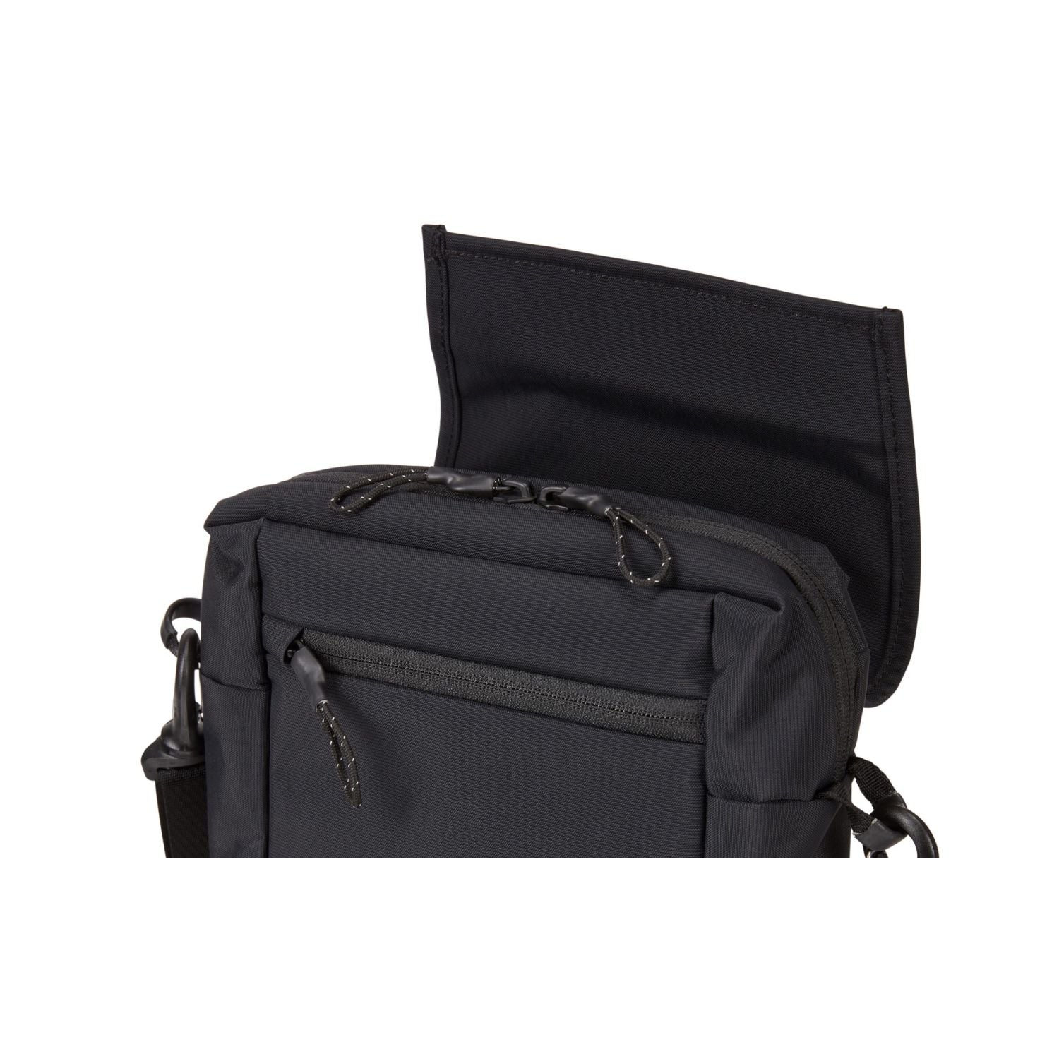 Thule Paramount 2 Crossbody 10In - Image 5