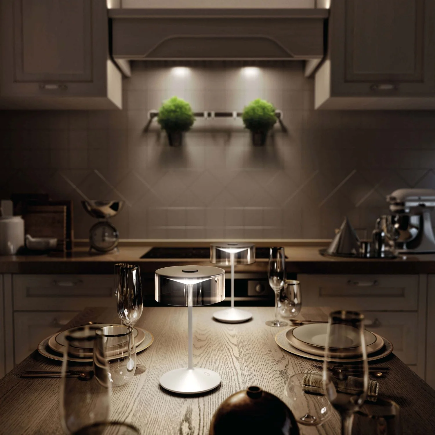 Ubiqua Crystal With 171 Lumens - 2.2W 5V Power - Image 14